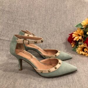 NWT - Sole Society Elegant Mint Green Suede Heels with Gold Studs